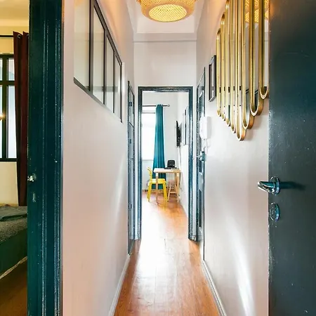 アパート Spacious & Bright 3 Bedroom Apt, Iconic Bica Area, Historical Center *