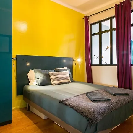 アパート Spacious & Bright 3 Bedroom Apt, Iconic Bica Area, Historical Center リスボン
