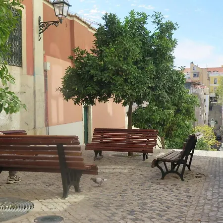 アパート Spacious & Bright 3 Bedroom Apt, Iconic Bica Area, Historical Center リスボン
